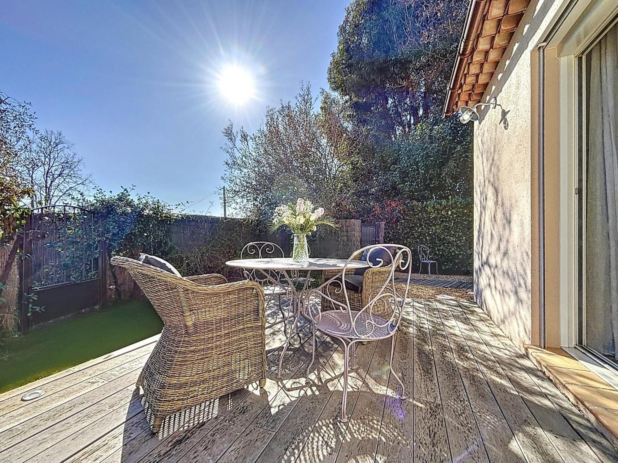 Villa charme et détente à Valbonne Esterno foto